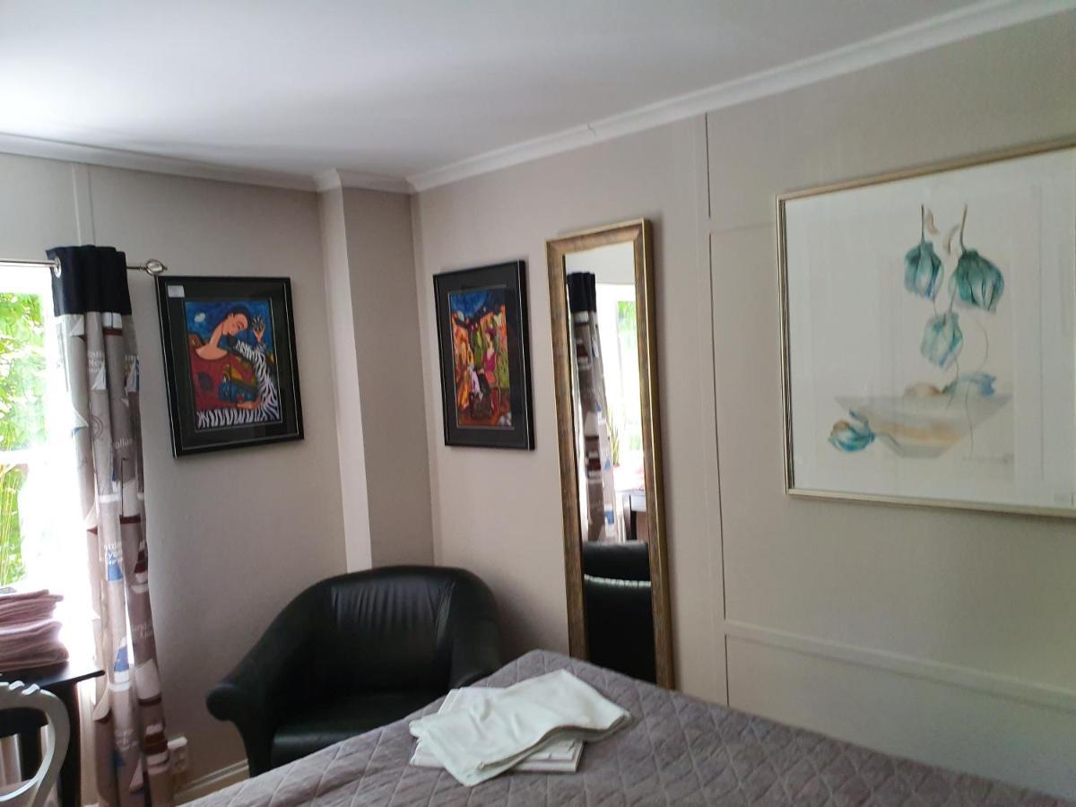 Mangelgardens B&B Soderkoping ภายนอก รูปภาพ
